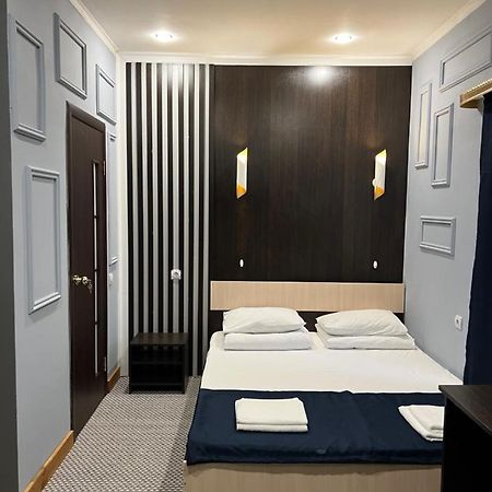 Мини Отель Марома Sukhumi Ngoại thất bức ảnh